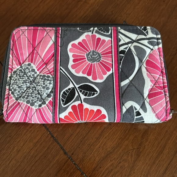 Vera Bradley wallet with pen in Cherry Blossom - Picture 3 of 4